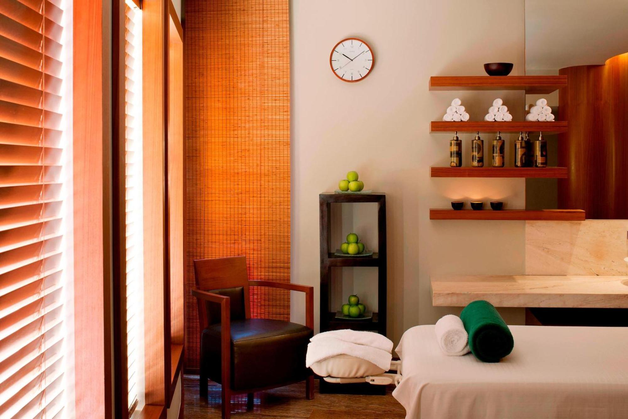 Sheraton Creek Hotel&towers Hotel 5*